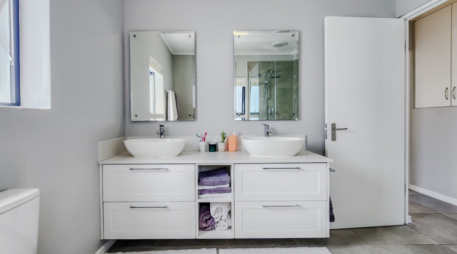 To Let 3 Bedroom Property for Rent in Protea Heights Western Cape
